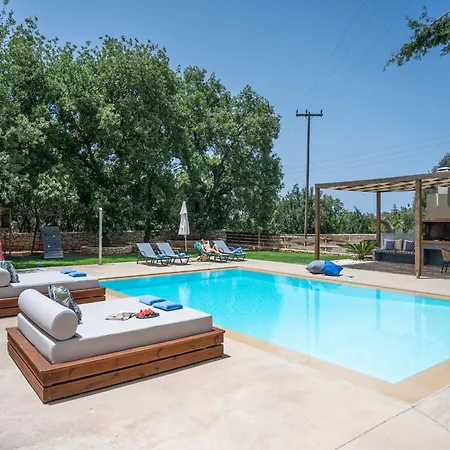 Ellie - Heated Pool, Playground, Garden & Bbq! * Vederoi