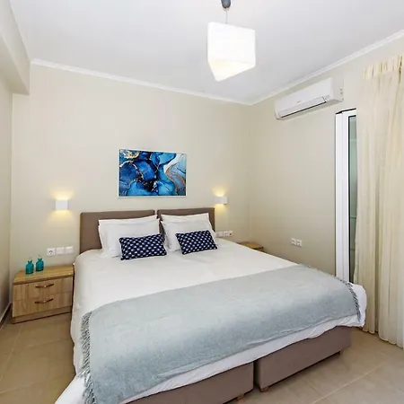 Ellie - Heated Pool, Playground, Garden & Bbq! Villa Vederoi
